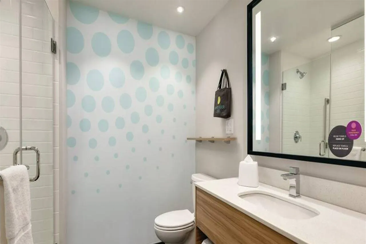 Tru By Hilton Charlotte Ayrsley Hotel 3*,  United States